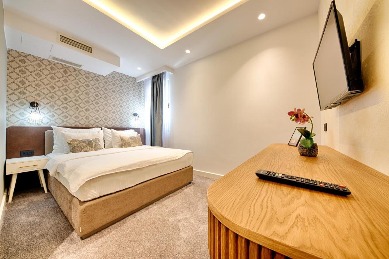Apart Hotel Kalamper Bar Luaran gambar
