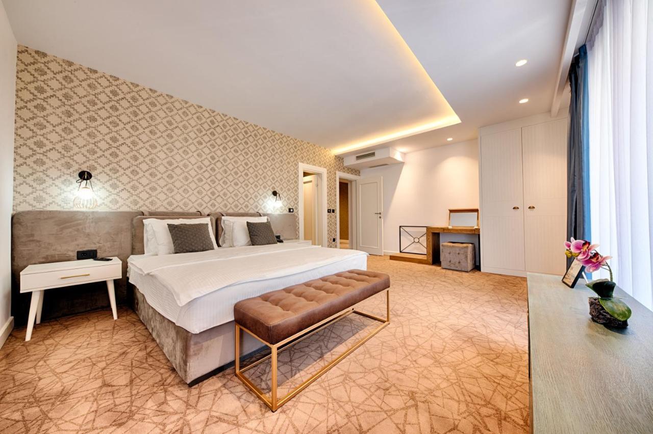 Apart Hotel Kalamper Bar Luaran gambar