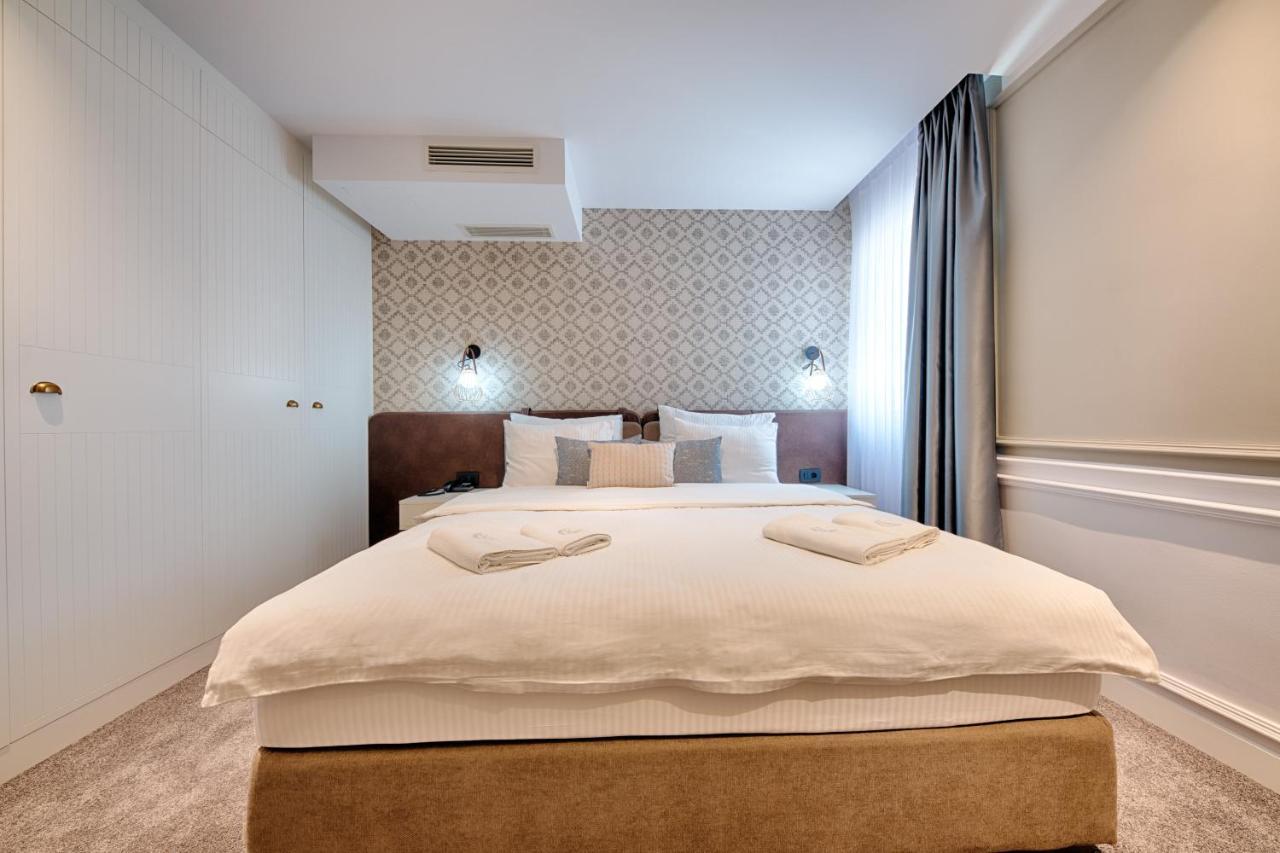 Apart Hotel Kalamper Bar Luaran gambar