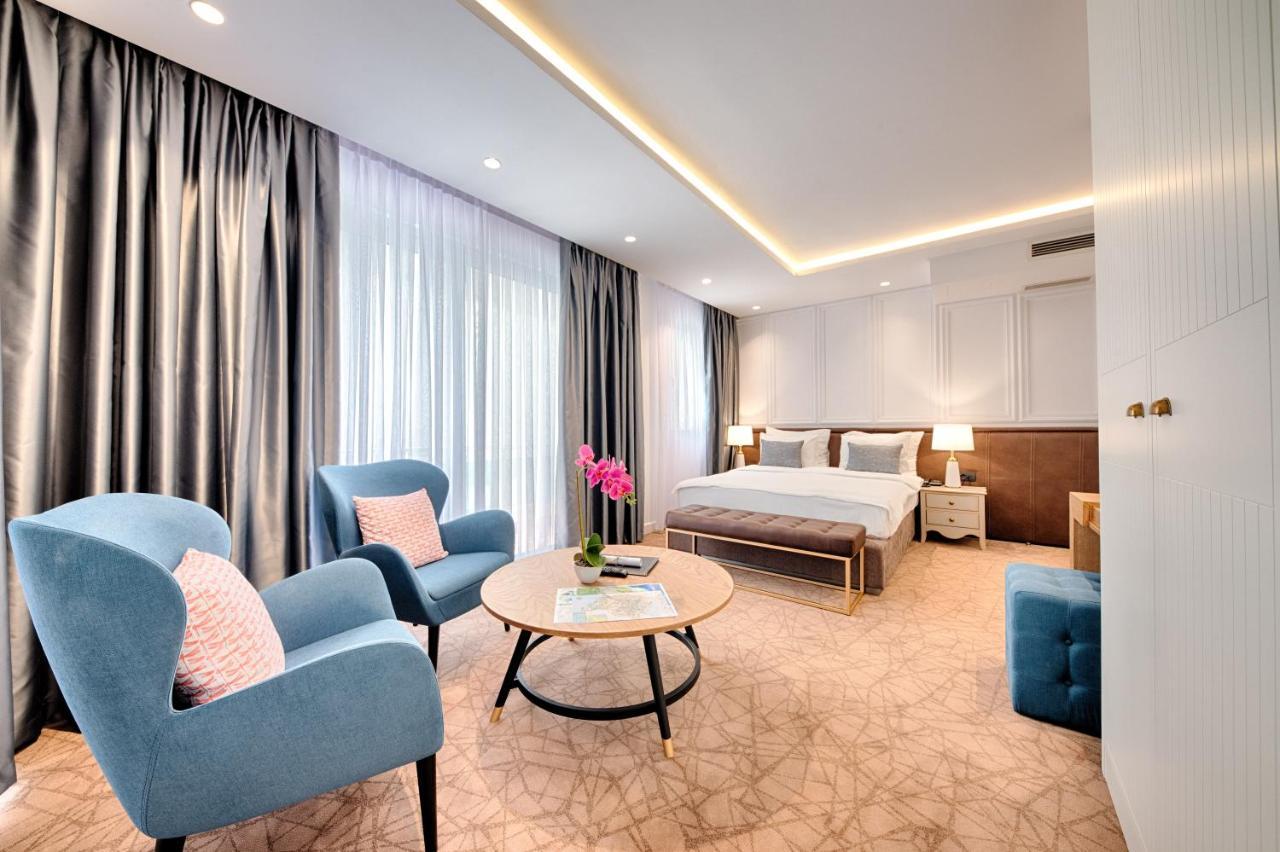 Apart Hotel Kalamper Bar Luaran gambar