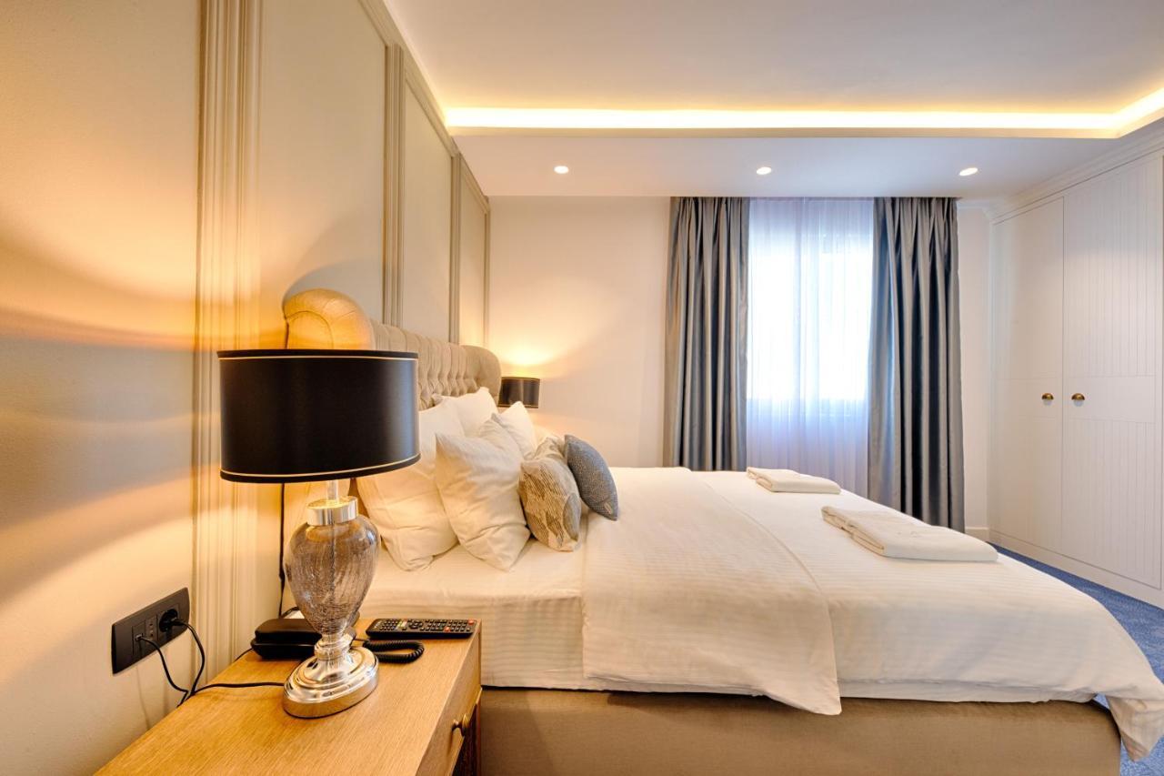 Apart Hotel Kalamper Bar Luaran gambar