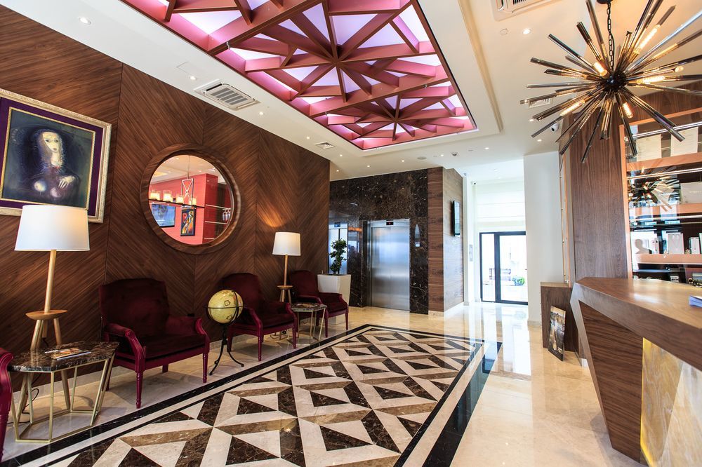Apart Hotel Kalamper Bar Luaran gambar