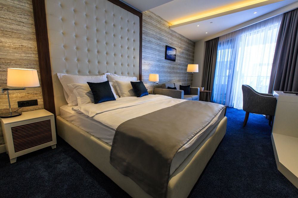 Apart Hotel Kalamper Bar Luaran gambar
